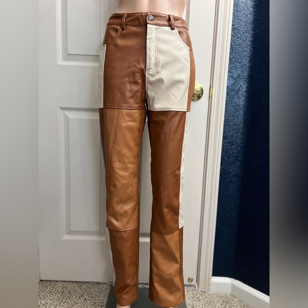 Rehab Women's Straight Leg Jeans in Brown and Cream